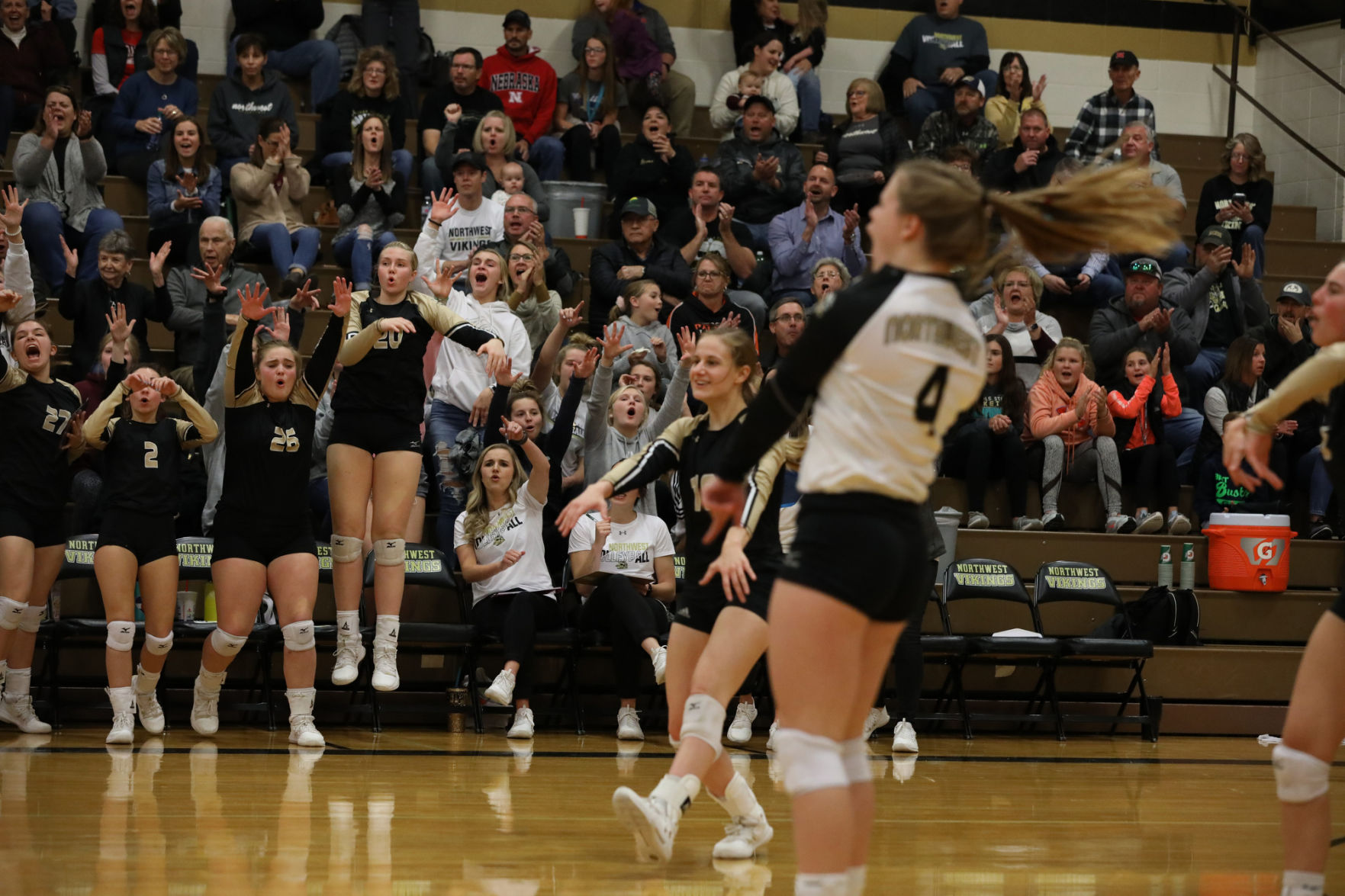 Outtakes_103119_northwestauroravball_zlm009A.JPG